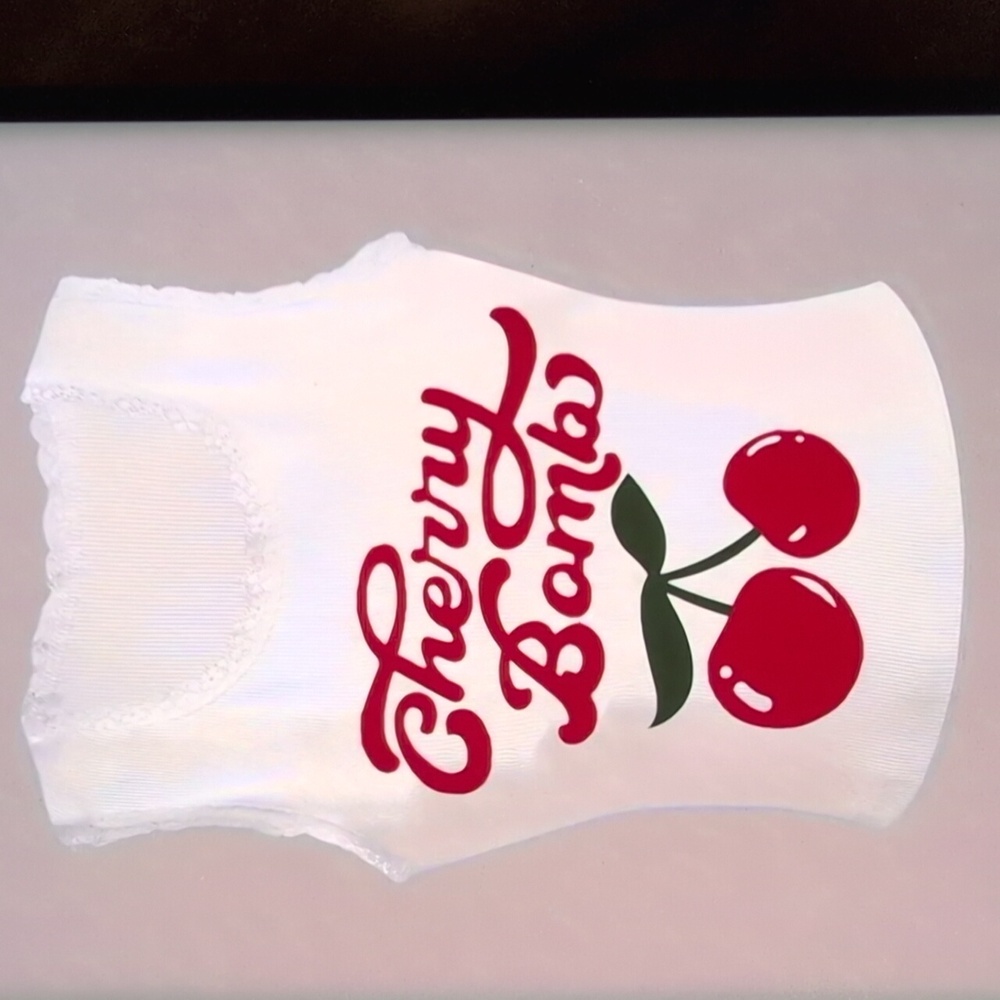 Print neck tank top
